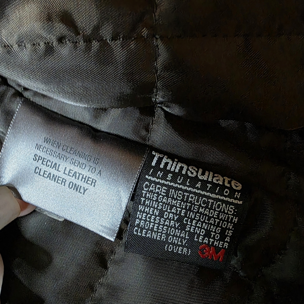 Women’s Wilsons Leather Jacket w/ Thinsulate Insulation Size: Smm - Picture 5 of 7